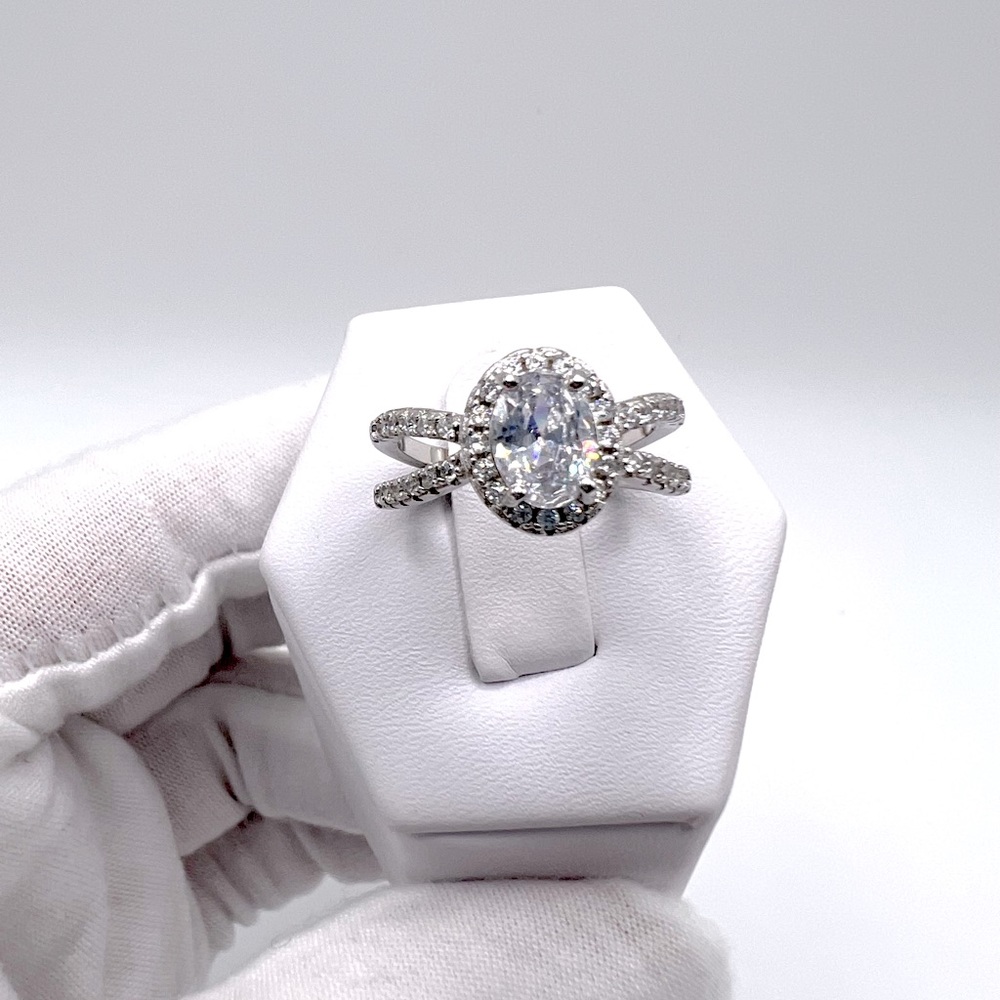 Sale $18 Firm! 925 Sterling Silver Cz Ring - Picture 4 of 17